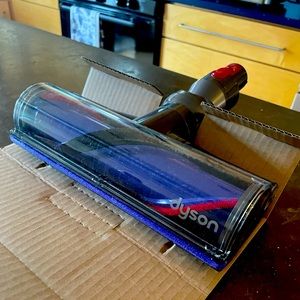 Dyson V8 Motörhead Attachment